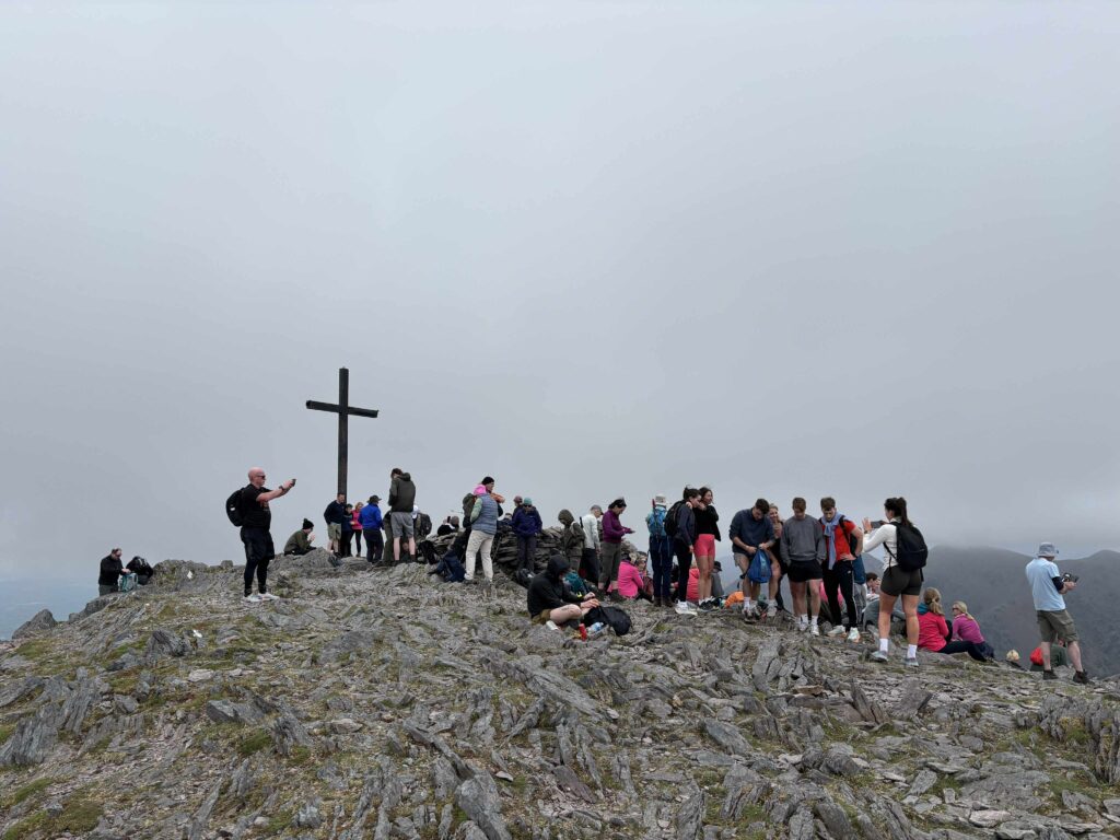 Karauntuhilo kalno viršūnė Airijoje